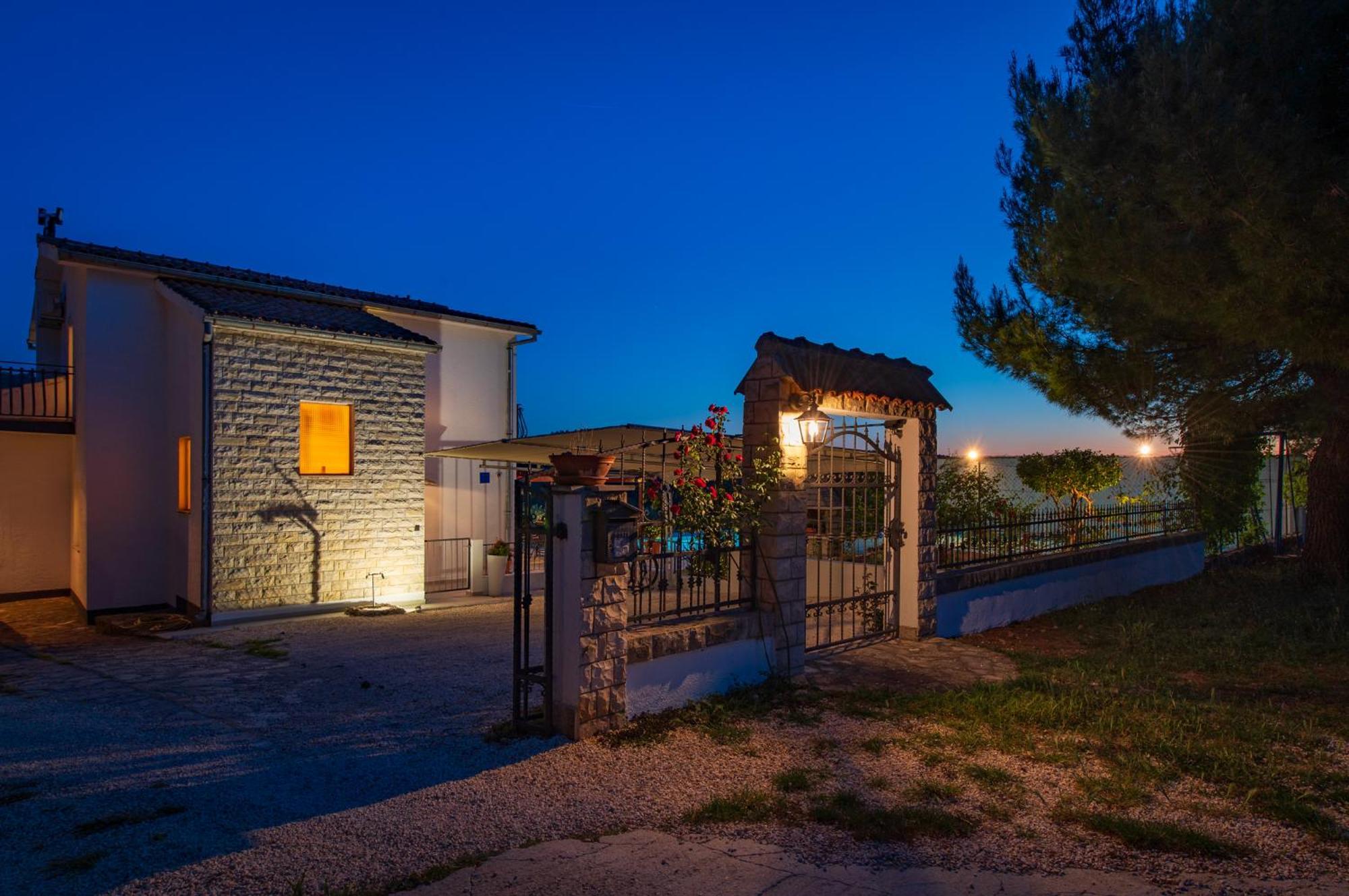 Villa Plenca - Heated Pool ! Šibenik Dış mekan fotoğraf