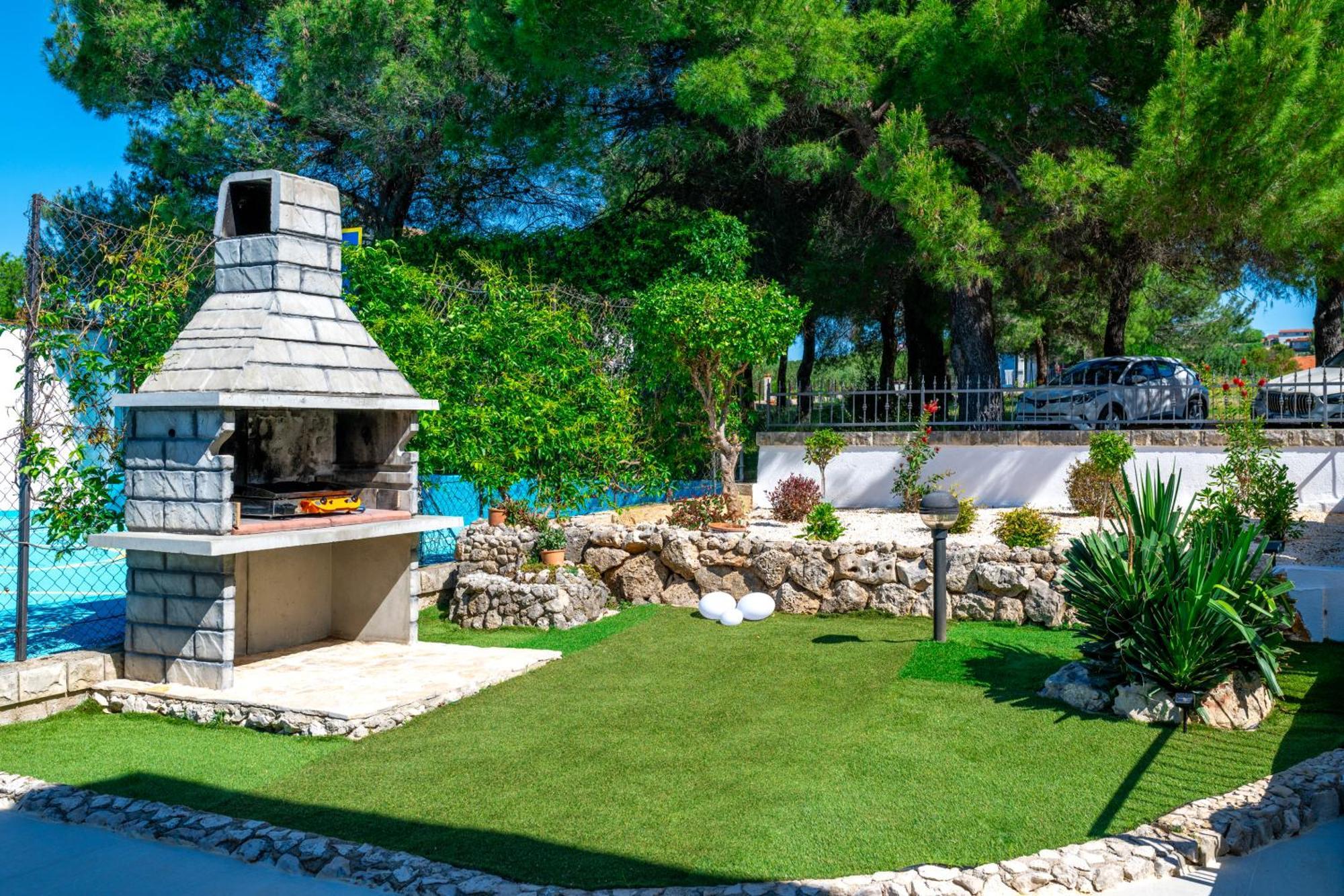 Villa Plenca - Heated Pool ! Šibenik Dış mekan fotoğraf